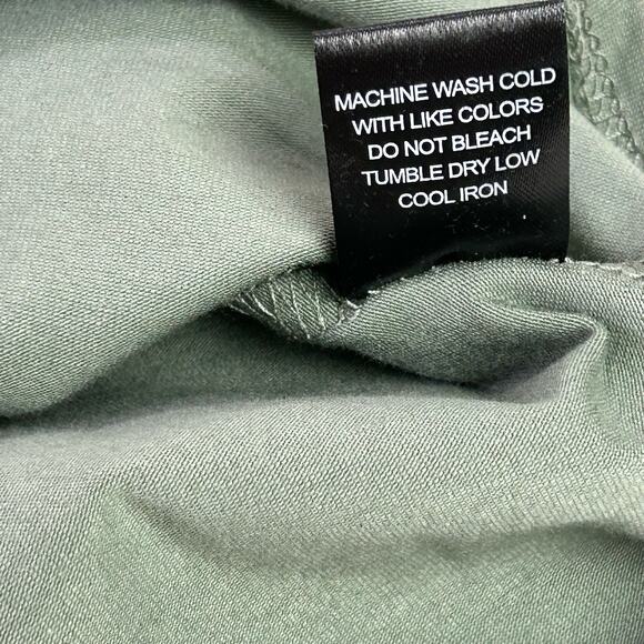 MM MM MM Top Women XL Cropped Green Sage Mocha ColorBlock Collared Tee Dillards - Picture 7 of 10